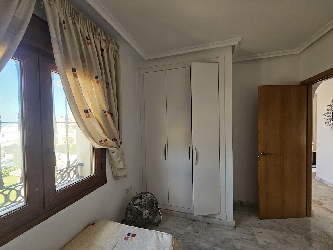 2 soverom Leilighet til salgs i Algorfa med svømmebasseng garasje - € 240 000 (Ref: 9830367)