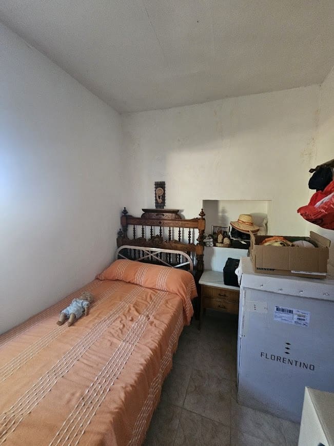 2 makuuhuone Maalaistalo myytävänä paikassa Canals mukana 
autotalli - 160 000 € (Ref: 9875304)