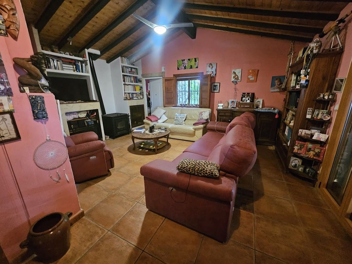 4 bedroom Finca/Country House for sale in Chella with pool garage - € 399,000 (Ref: 9895424)