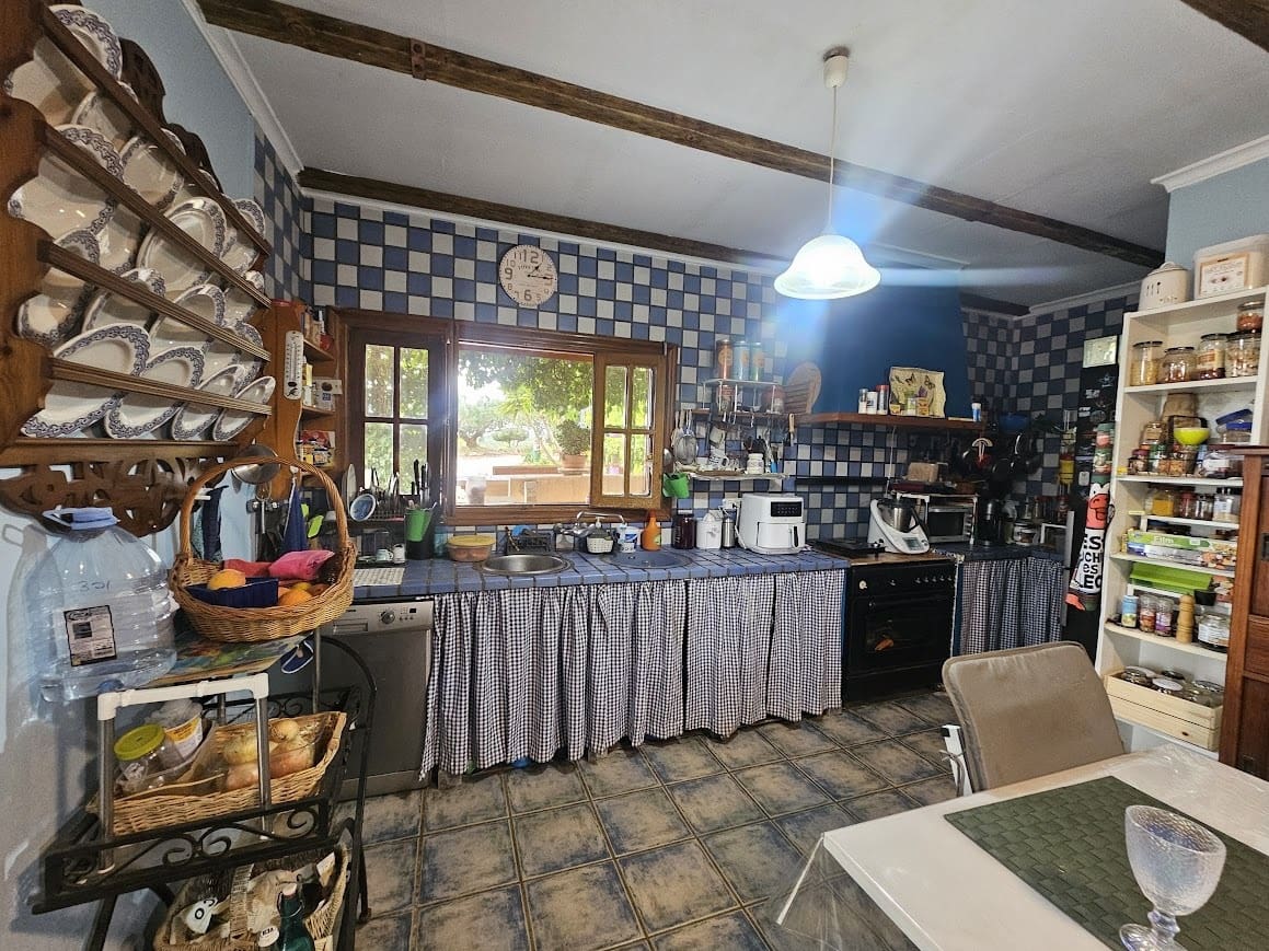 4 bedroom Finca/Country House for sale in Chella with pool garage - € 399,000 (Ref: 9895424)