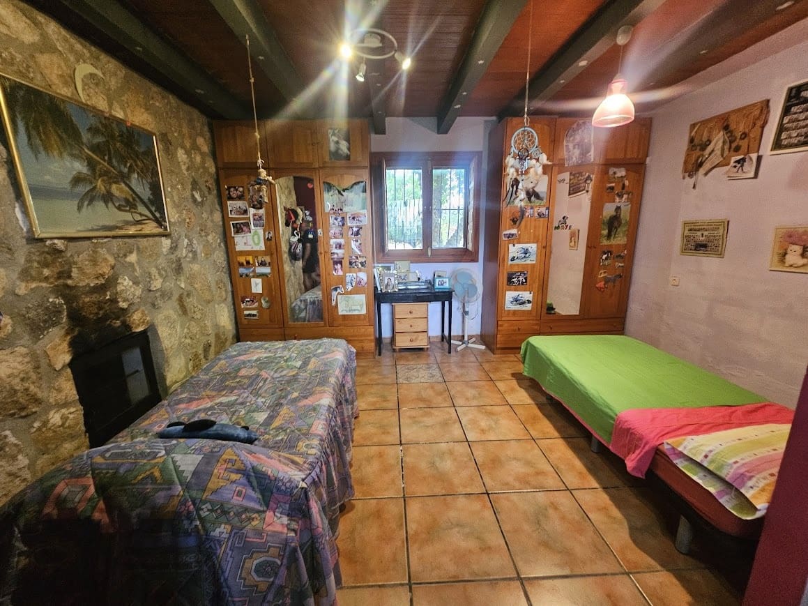 4 bedroom Finca/Country House for sale in Chella with pool garage - € 399,000 (Ref: 9895424)