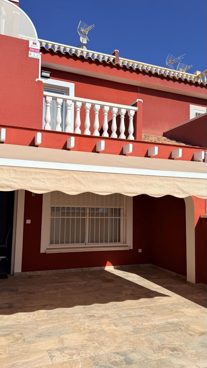 4 soverom Rekkehus til salgs i Santiago de la Ribera med svømmebasseng - € 238 000 (Ref: 10068045)