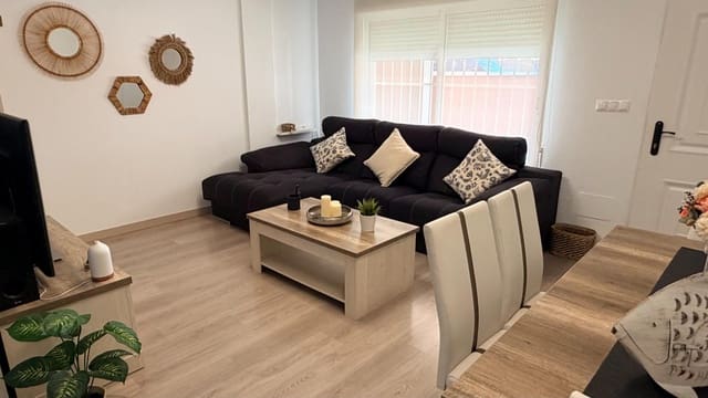 4 soverom Rekkehus til salgs i Santiago de la Ribera, San Javier med svømmebasseng - € 238 000 (Ref: 10068045)
