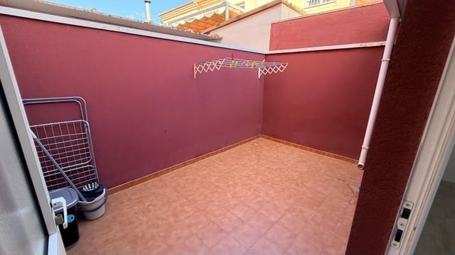 4 soverom Rekkehus til salgs i Santiago de la Ribera, San Javier med svømmebasseng - € 238 000 (Ref: 10068045)