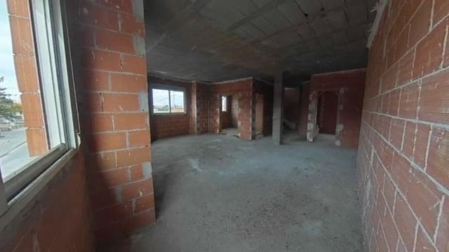 5 bedroom Villa for sale in Santomera - € 150,000 (Ref: 8334726)