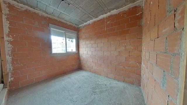 5 bedroom Villa for sale in Santomera - € 150,000 (Ref: 8334726)