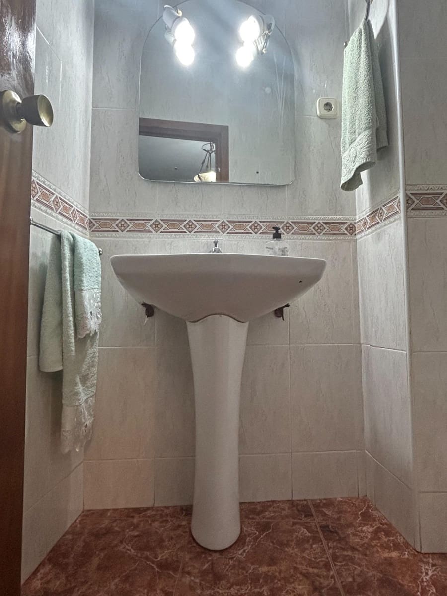 4 sypialnia Mieszkanie na sprzedaż w Los Alcazares z garażem - 139 900 € (Ref: 8859689)