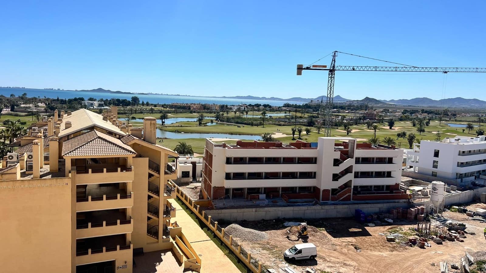 2 bedroom Apartment for sale in Los Alcazares with pool garage - € 120,000 (Ref: 9034626)