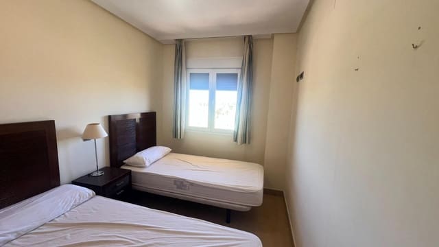 2 soveværelse Lejlighed til salg i Los Alcázares med swimmingpool garage - € 167.500 (Ref: 9034626)