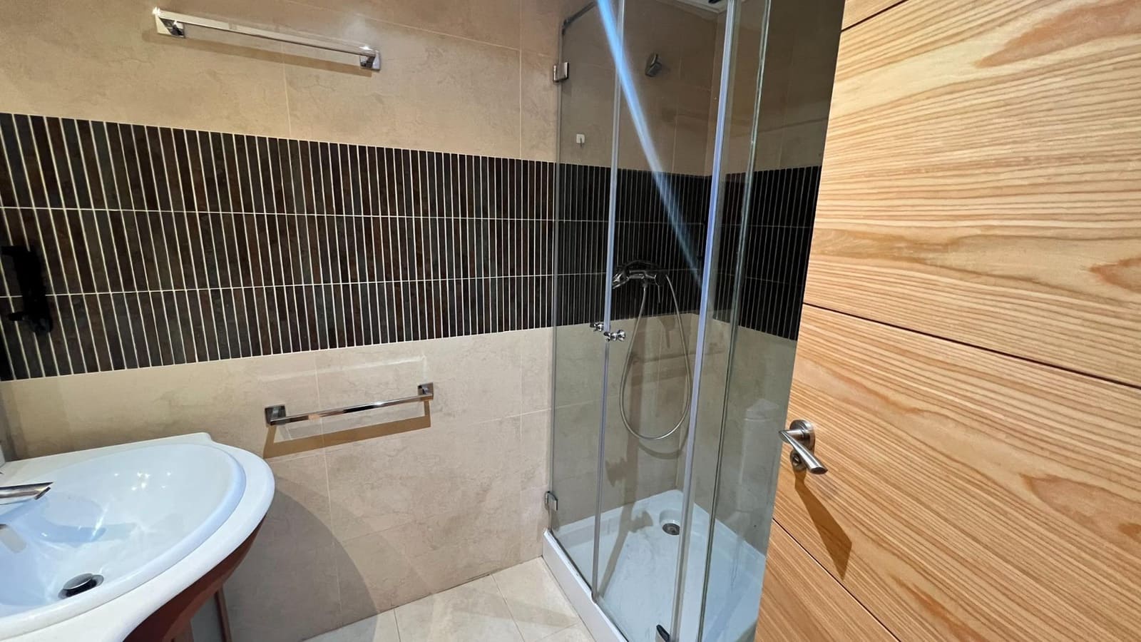 2 Zimmer Apartment zu verkaufen in Los Alcazares mit Pool - 129.300 € (Ref: 9034627)