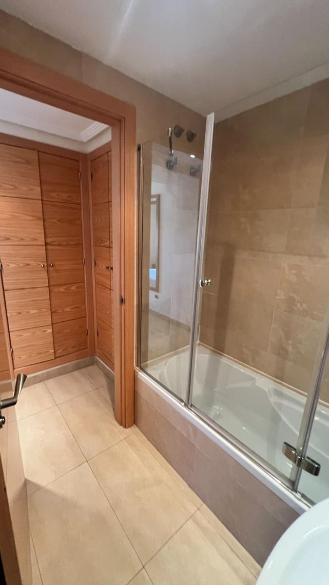 2 Zimmer Apartment zu verkaufen in Los Alcazares mit Pool - 129.300 € (Ref: 9034628)