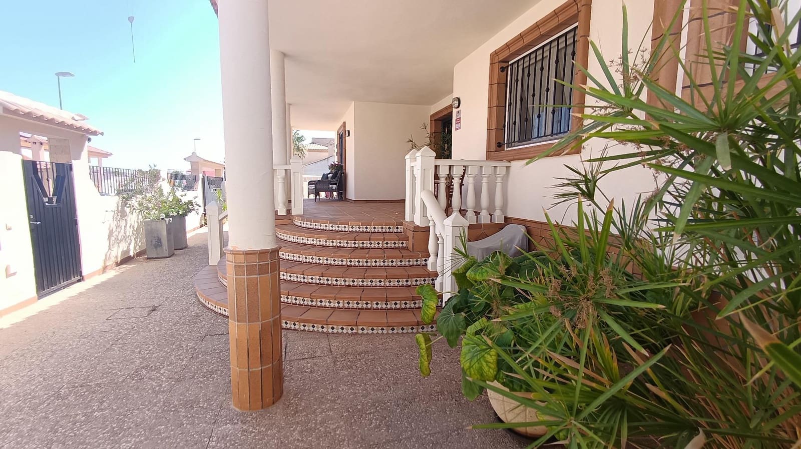 4 slaapkamer Villa te koop in San Pedro del Pinatar met garage - € 580.000 (Ref: 9285308)