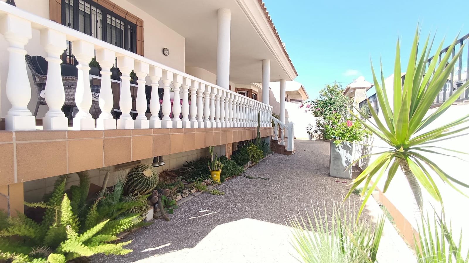 4 slaapkamer Villa te koop in San Pedro del Pinatar met garage - € 580.000 (Ref: 9285308)
