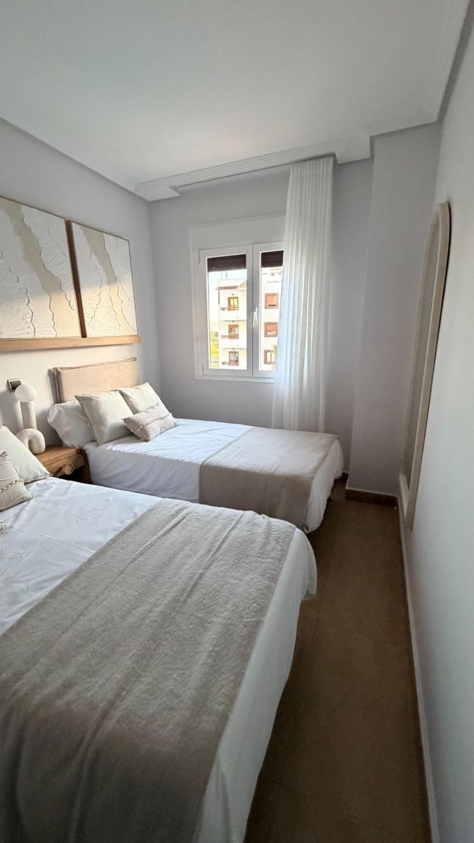 2 Zimmer Apartment zu verkaufen in Los Alcazares mit Pool Garage - 129.300 € (Ref: 9390996)