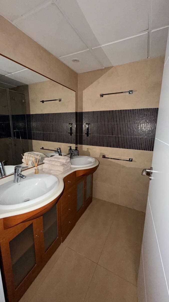 2 Zimmer Apartment zu verkaufen in Los Alcazares mit Pool Garage - 129.300 € (Ref: 9390996)