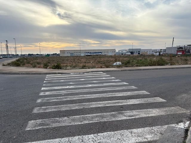 Działka budowlana na sprzedaż w Roldan, Torre-Pacheco - 825 000 € (Ref: 9509043)