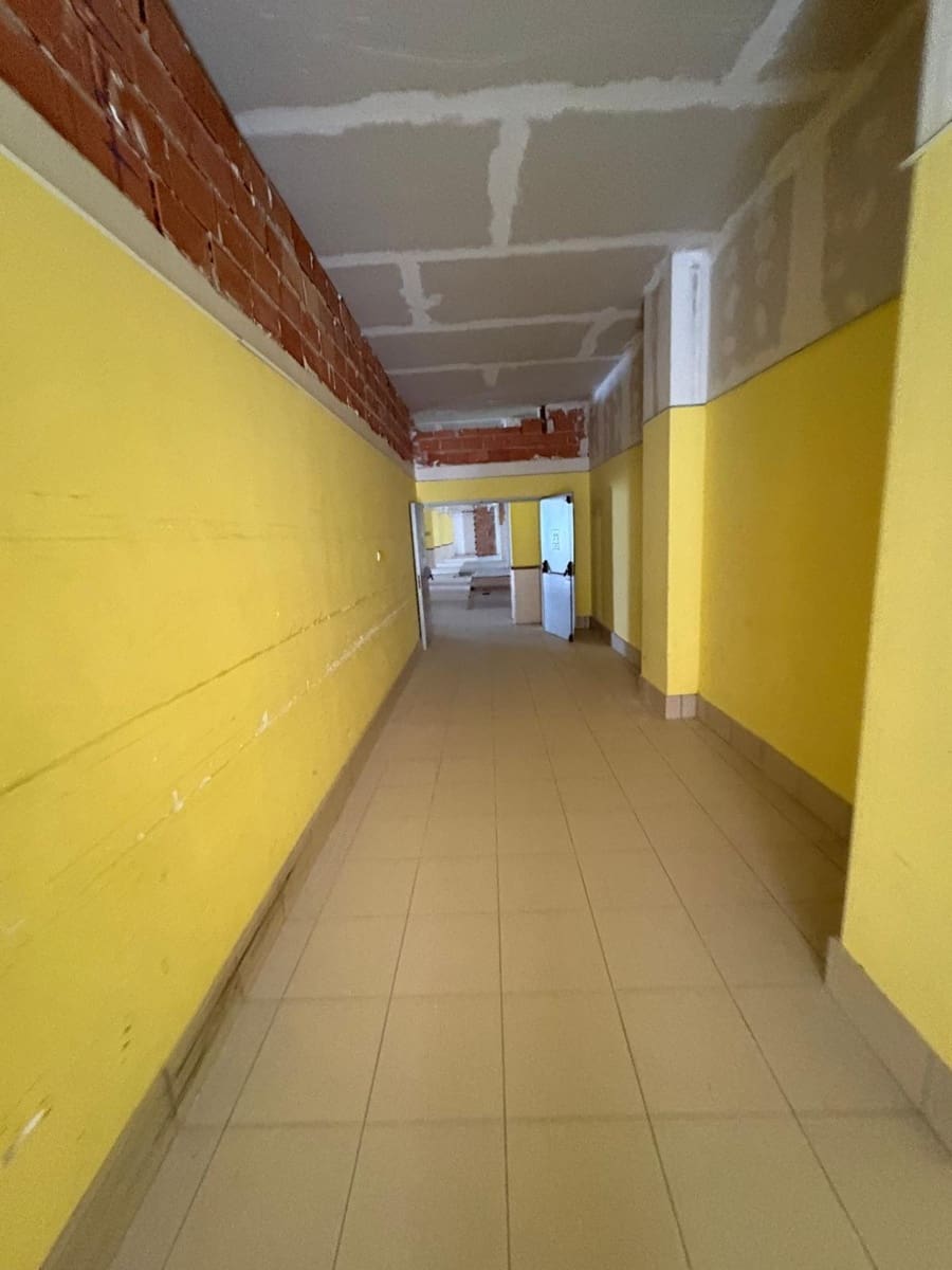 Commercial for rent in San Pedro del Pinatar with garage - € 4,000 (Ref: 9820744)