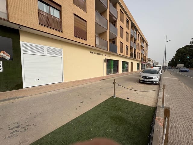 Kommersiell til leie i San Pedro del Pinatar med garasje - € 4 000 (Ref: 9820744)