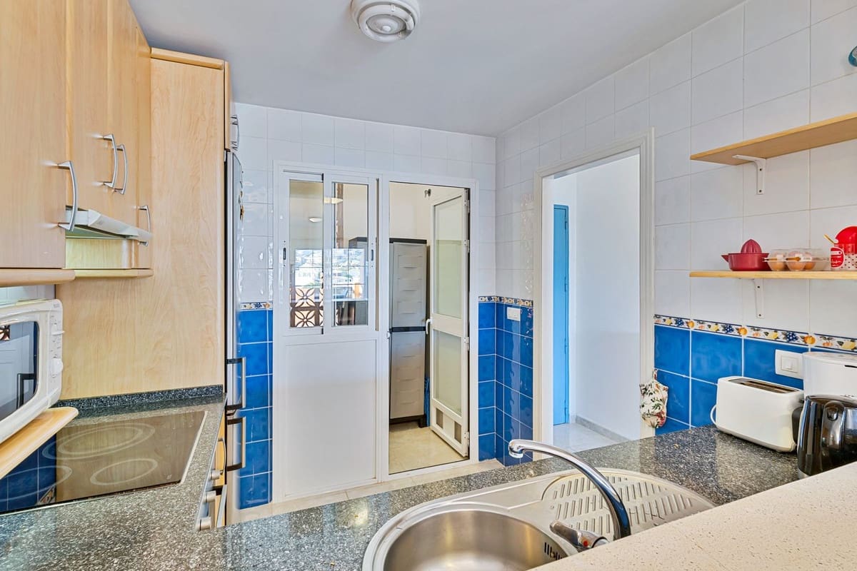 2 chambre Appartement à vendre à Fuengirola avec piscine garage - 319 000 € (Ref: 10183506)