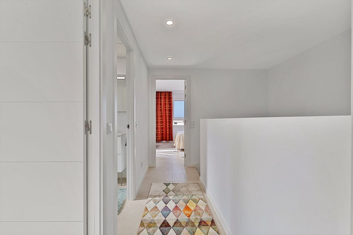 3 sovrum Hus till salu i La Cala de Mijas med pool garage - 698 000 € (Ref: 9132876)