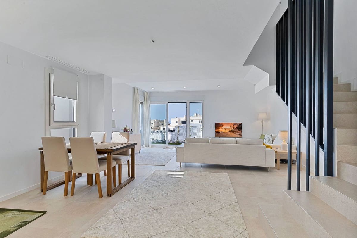 3 sovrum Hus till salu i La Cala de Mijas med pool garage - 698 000 € (Ref: 9132876)