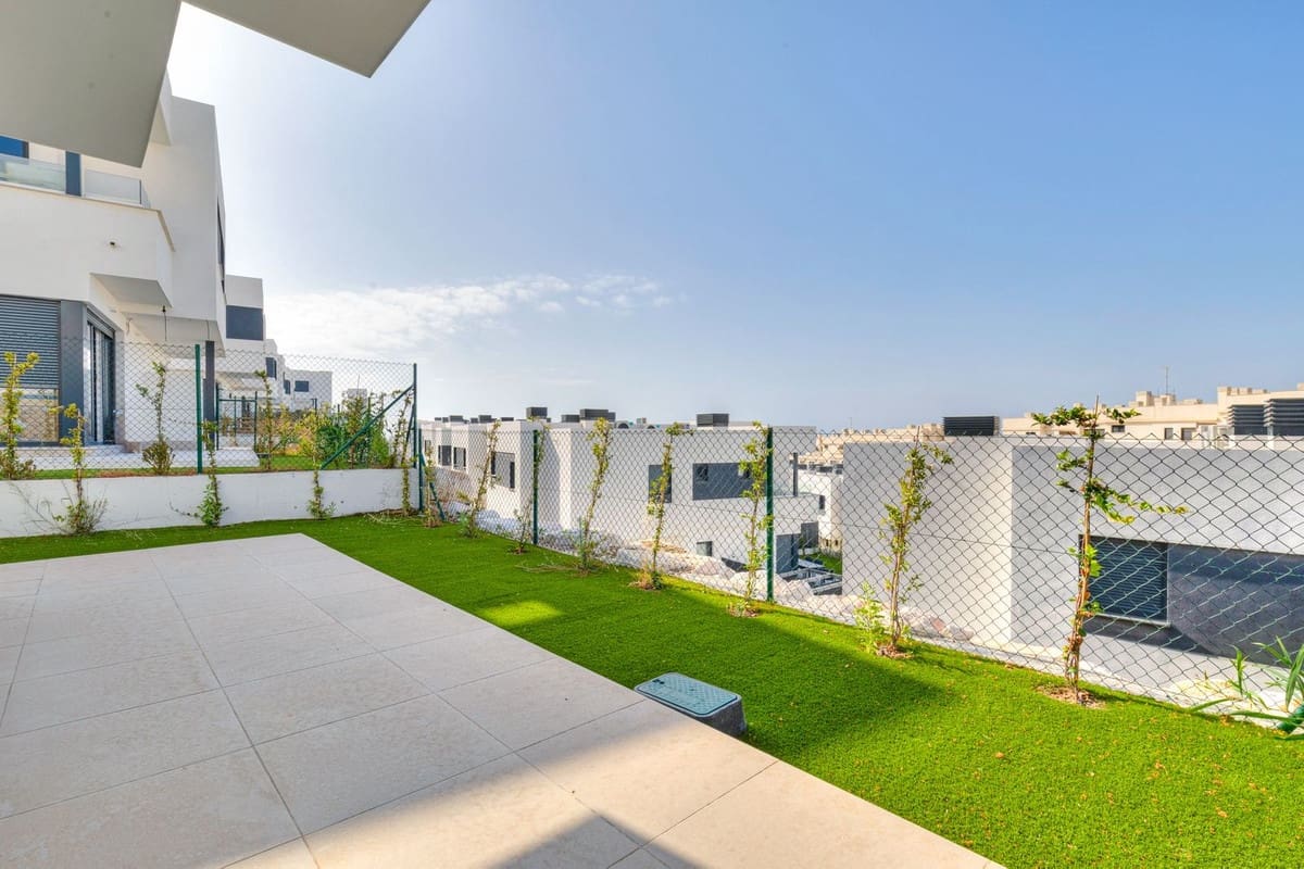 3 sovrum Hus till salu i La Cala de Mijas med pool garage - 698 000 € (Ref: 9132876)