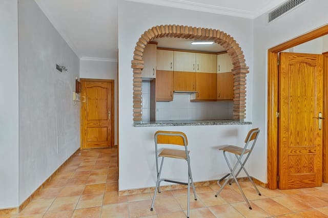 2 Zimmer Apartment zu verkaufen in Fuengirola mit Pool Garage - 305.000 € (Ref: 9161704)