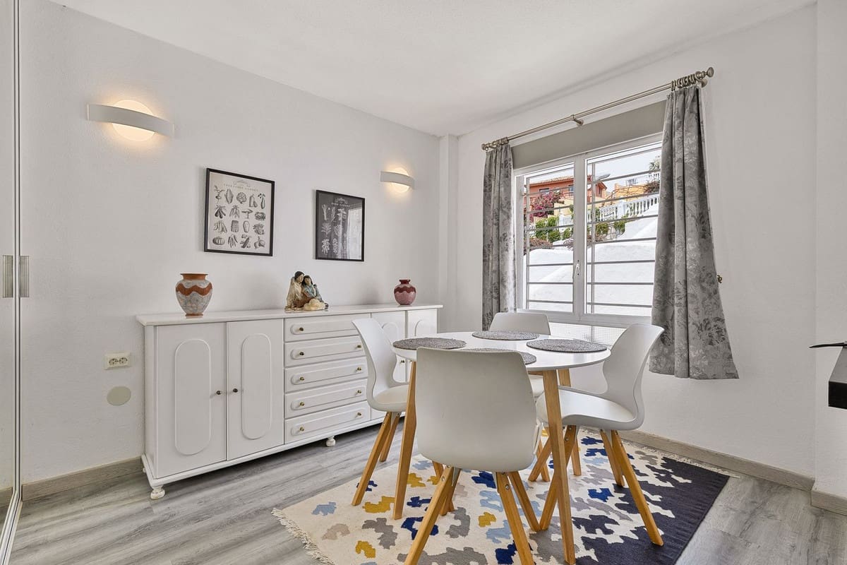 2 makuuhuone Kattohuoneisto myytävänä paikassa Benalmadena Costa mukana uima-altaan 
autotalli - 390 000 € (Ref: 9244465)