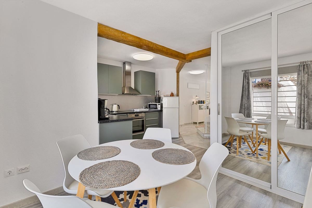 2 makuuhuone Kattohuoneisto myytävänä paikassa Benalmadena Costa mukana uima-altaan 
autotalli - 390 000 € (Ref: 9244465)