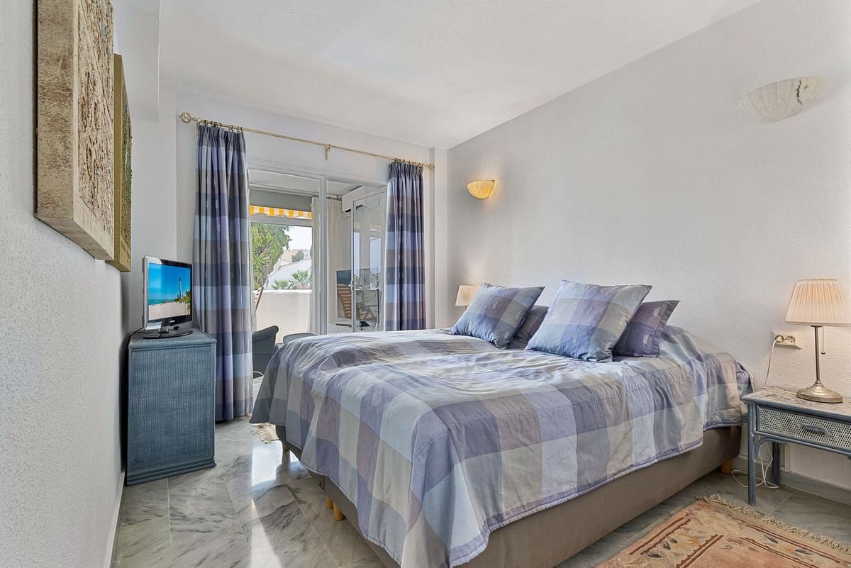 2 makuuhuone Kattohuoneisto myytävänä paikassa Benalmadena Costa mukana uima-altaan 
autotalli - 390 000 € (Ref: 9244465)