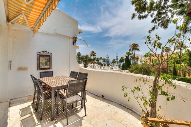 2 makuuhuone Kattohuoneisto myytävänä paikassa Benalmadena Costa, Benalmádena mukana uima-altaan 
autotalli - 390 000 € (Ref: 9244465)