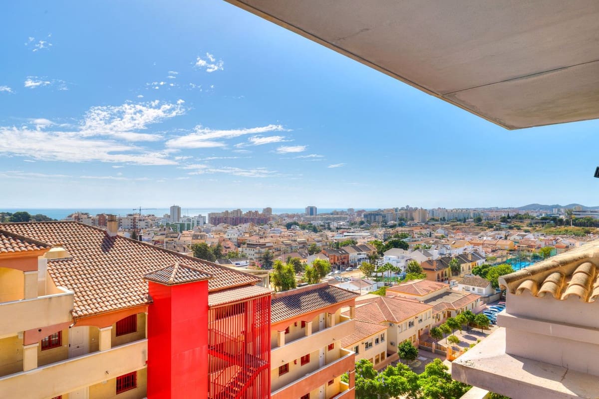 2 Zimmer Apartment zu verkaufen in Fuengirola mit Pool Garage - 345.000 € (Ref: 9319890)