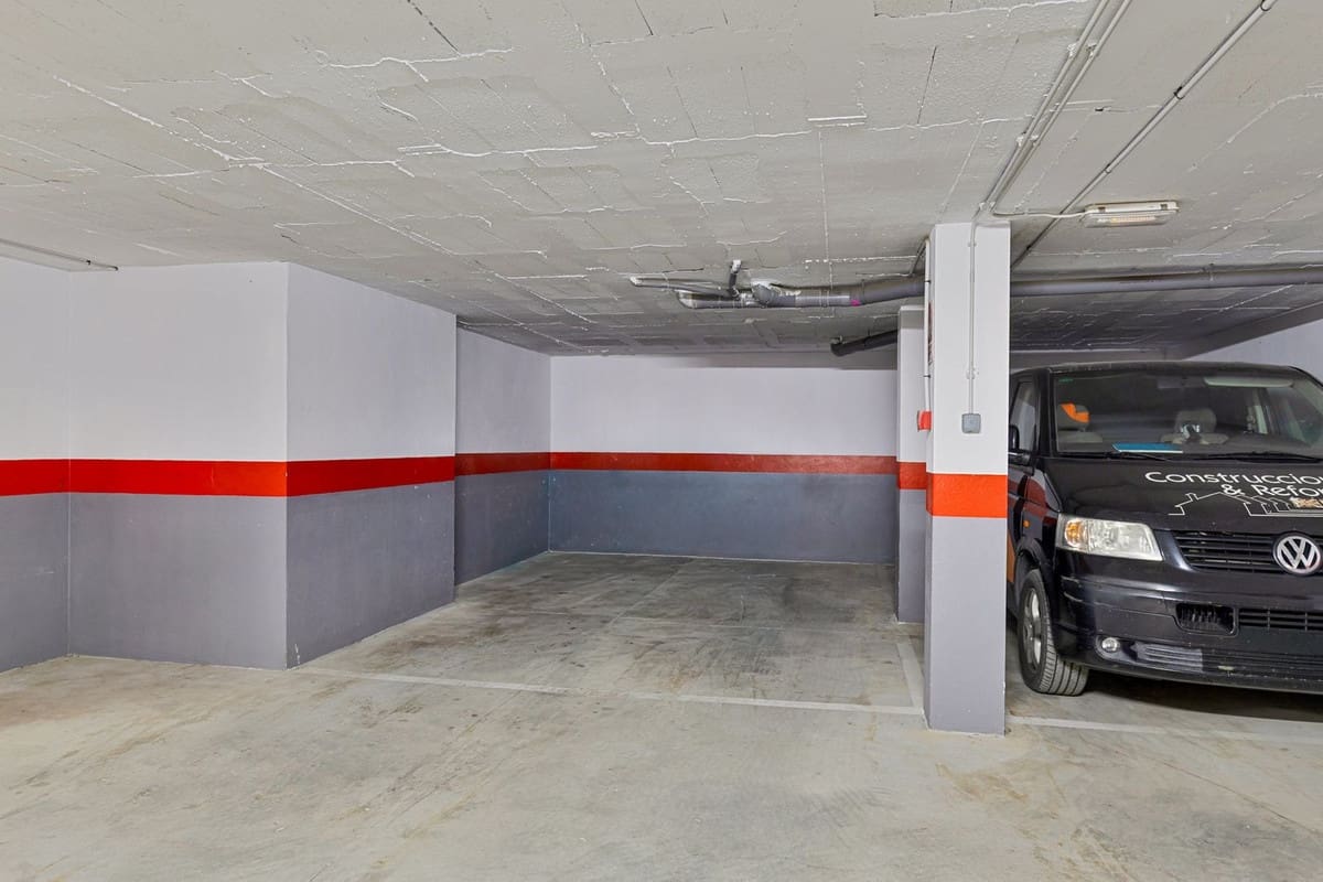 3 sypialnia Penthouse na sprzedaż w Fuengirola z basenem garażem - 595 000 € (Ref: 9542333)