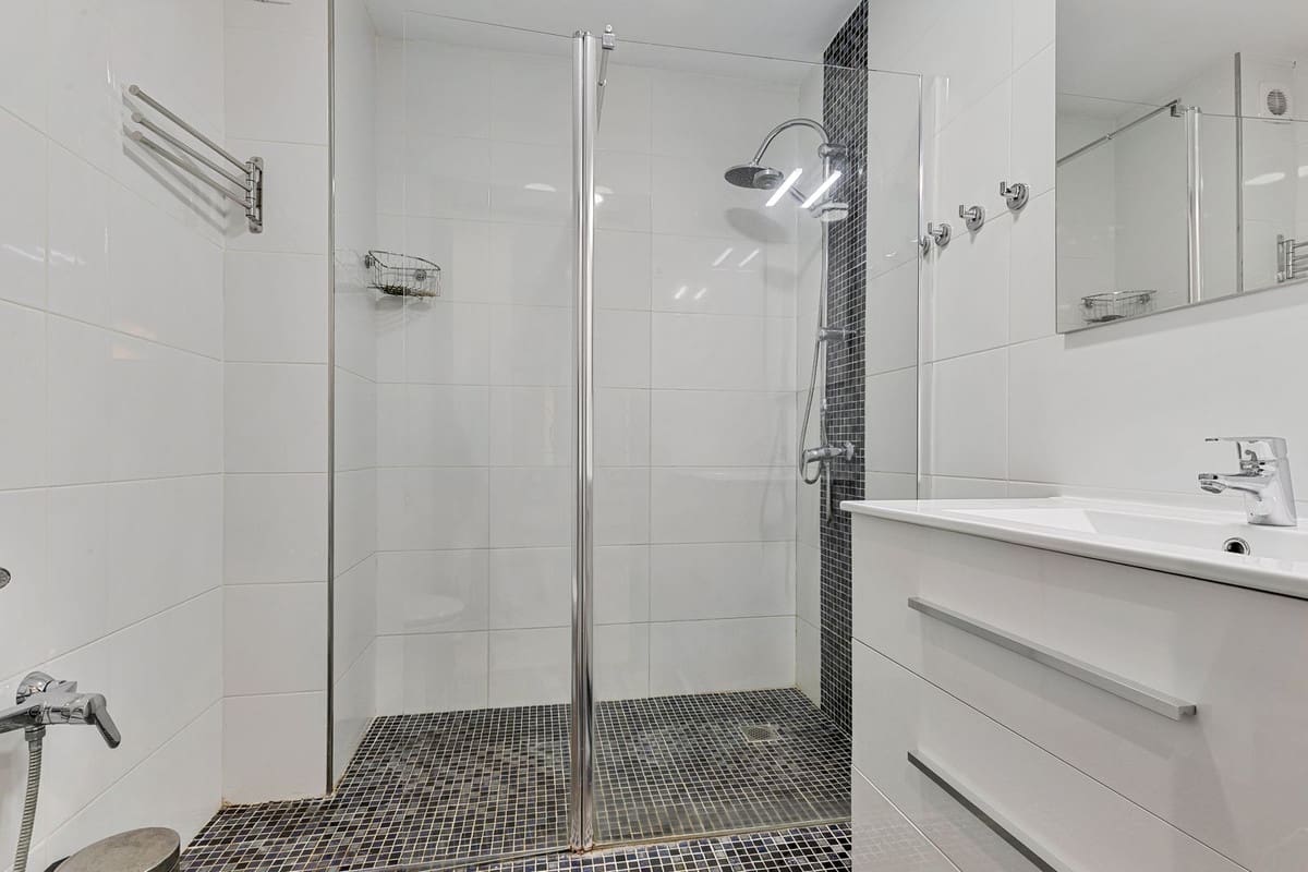 2 makuuhuone Huoneisto myytävänä paikassa Fuengirola mukana uima-altaan 
autotalli - 340 000 € (Ref: 9593140)