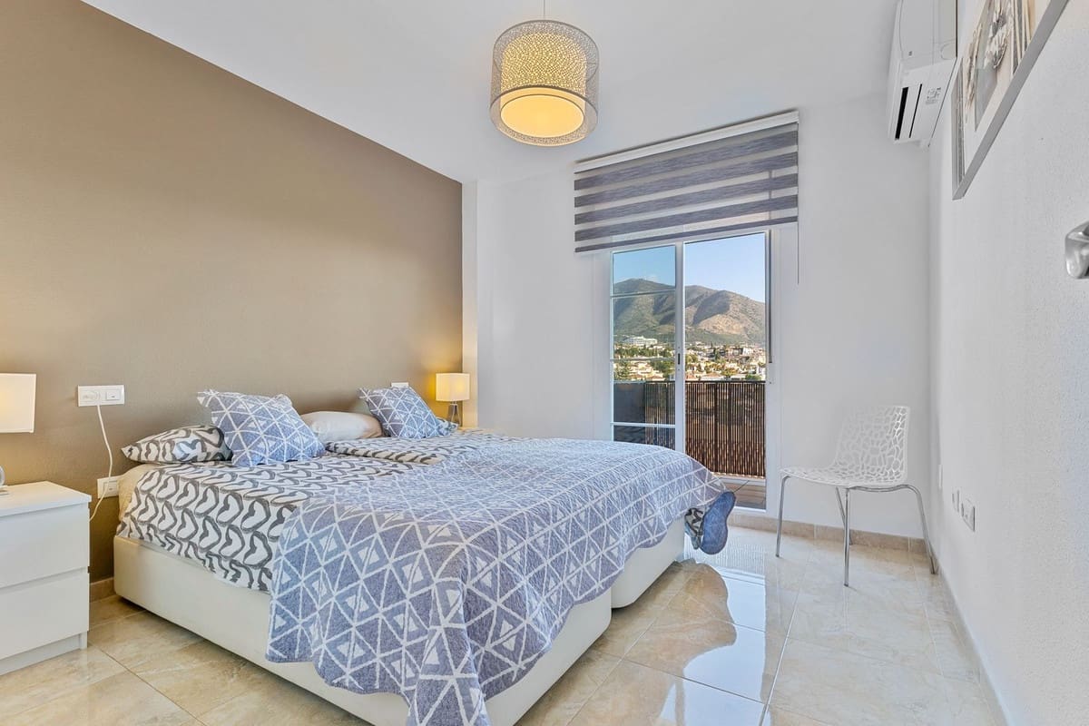 2 Zimmer Apartment zu verkaufen in Fuengirola mit Pool Garage - 340.000 € (Ref: 9593140)