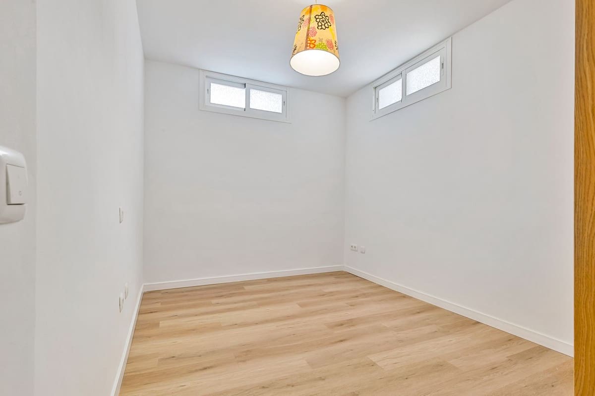 5 Zimmer Villa zu verkaufen in Torrequebrada mit Pool Garage - 895.000 € (Ref: 9671108)