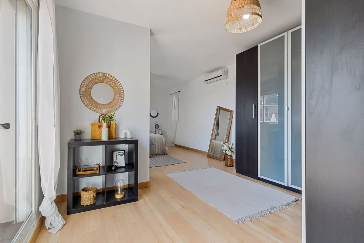 5 Zimmer Villa zu verkaufen in Torrequebrada mit Pool Garage - 895.000 € (Ref: 9671108)