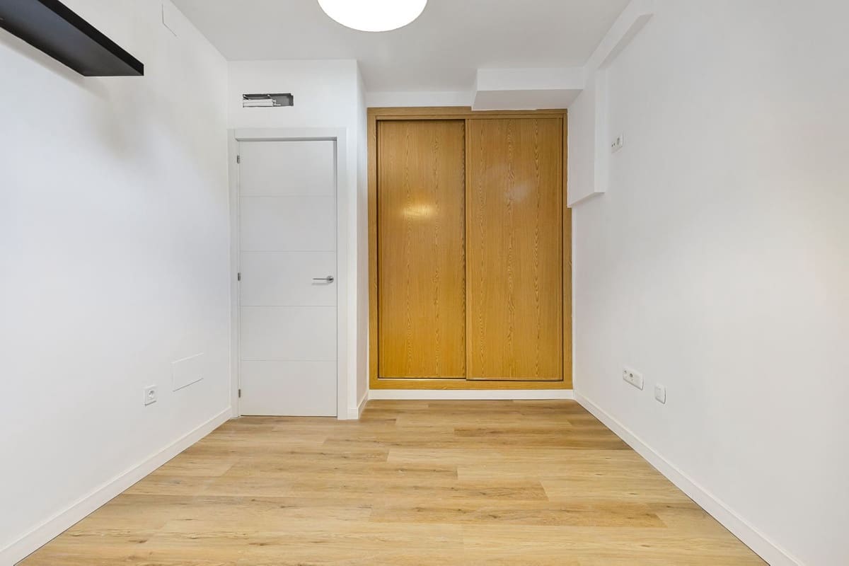 5 Zimmer Villa zu verkaufen in Torrequebrada mit Pool Garage - 895.000 € (Ref: 9671108)