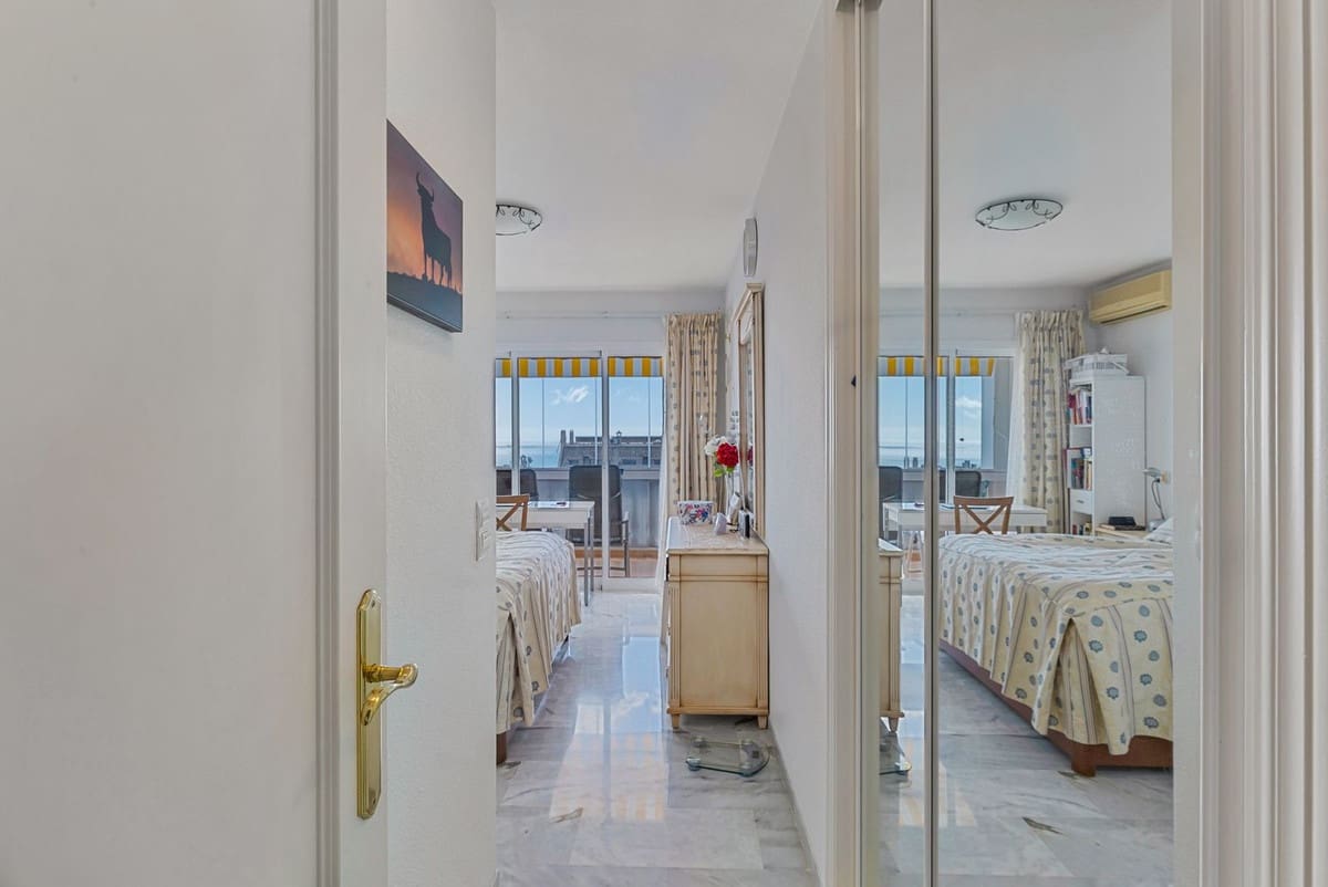 2 soverom Penthouse til salgs i Fuengirola med svømmebasseng garasje - € 367 000 (Ref: 9684344)