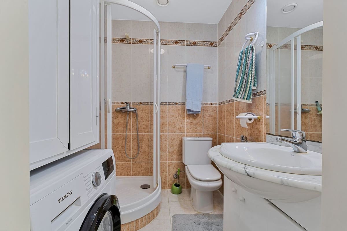 2 soverom Penthouse til salgs i Fuengirola med svømmebasseng garasje - € 367 000 (Ref: 9684344)
