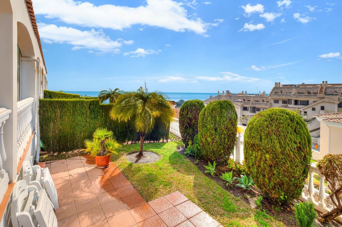 2 sovrum Lägenhet till salu i Fuengirola med pool garage - 369 000 € (Ref: 9684345)