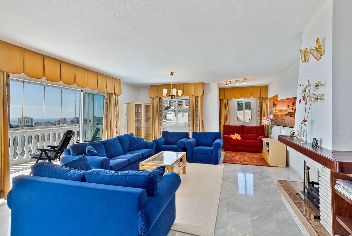 2 sovrum Takvåning till salu i Fuengirola med pool garage - 550 000 € (Ref: 9756329)