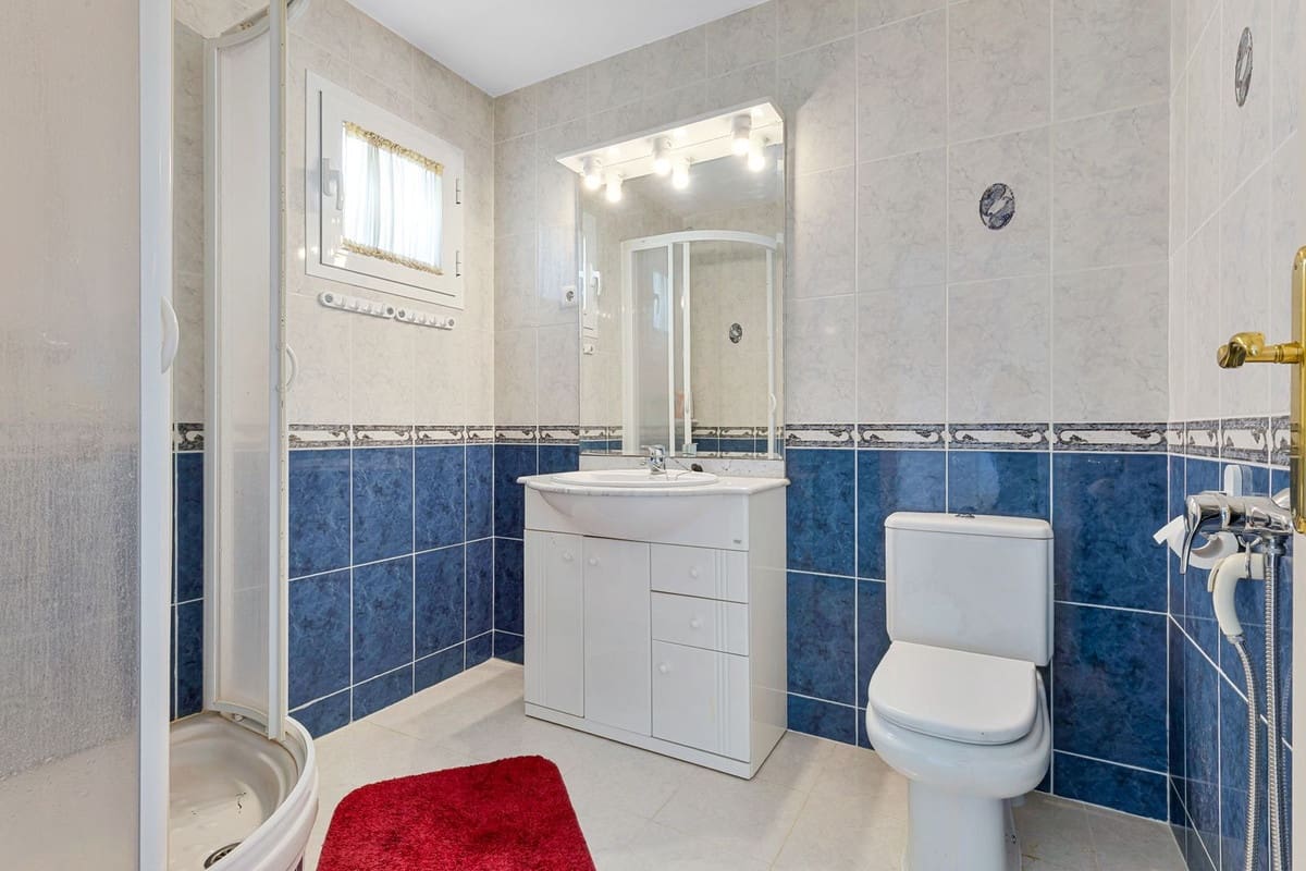 3 bedroom Penthouse for sale in Fuengirola with pool garage - € 480,000 (Ref: 9756329)