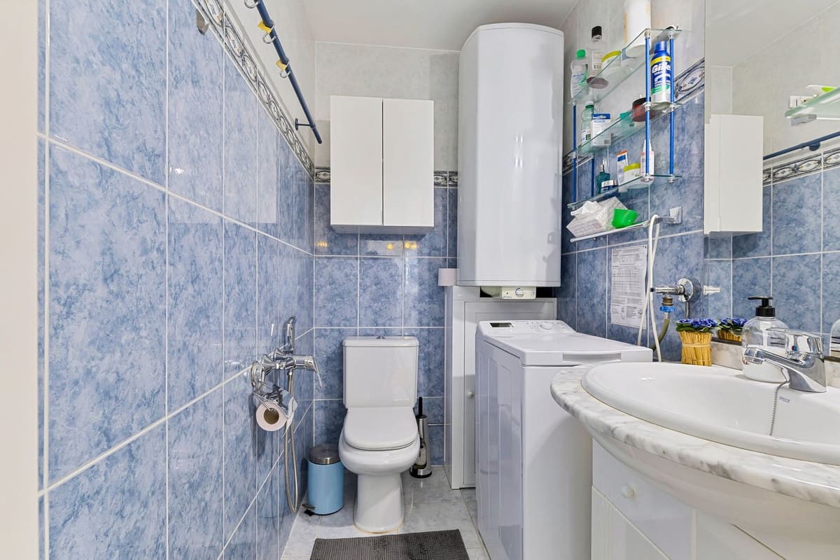 2 soverom Penthouse til salgs i Fuengirola med svømmebasseng garasje - € 385 000 (Ref: 9928156)