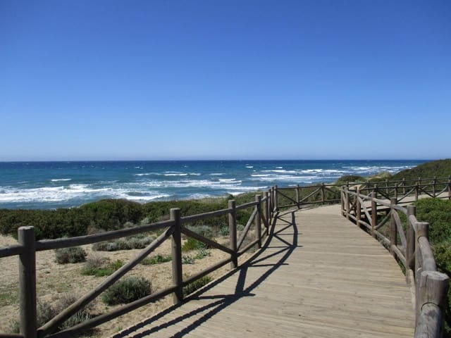 3 soverom Leilighet til salgs i Cabopino - Artola, Marbella med svømmebasseng garasje - € 1 350 000 (Ref: 10000459)