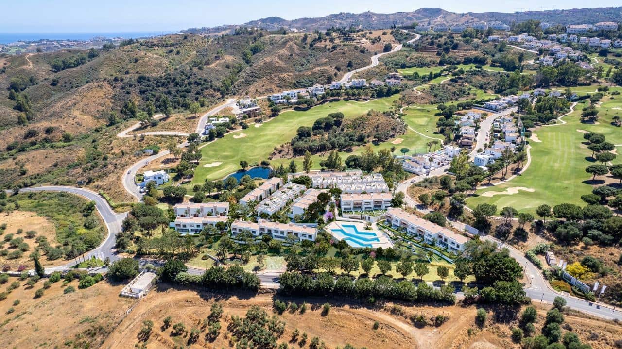 3 soverom Hus til salgs i La Cala de Mijas med svømmebasseng garasje - € 933 900 (Ref: 10000466)