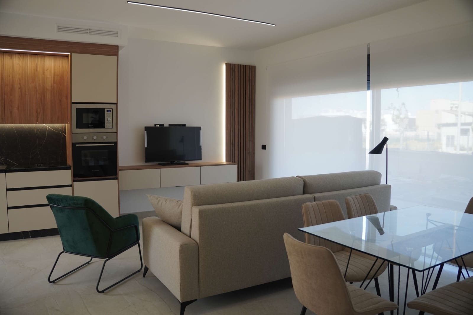 Apartamento de 3 habitaciones en Torre de la Horadada en venta con piscina - 429.900 € (Ref: 10000721)