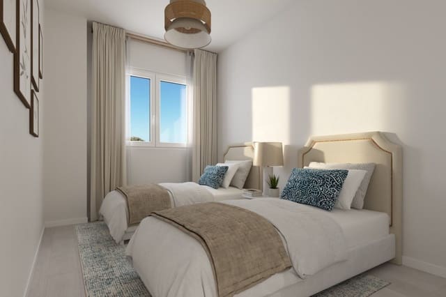 2 bedroom Apartment for sale in Caleta de Vélez, Vélez-Málaga with pool garage - € 265,500 (Ref: 10003489)