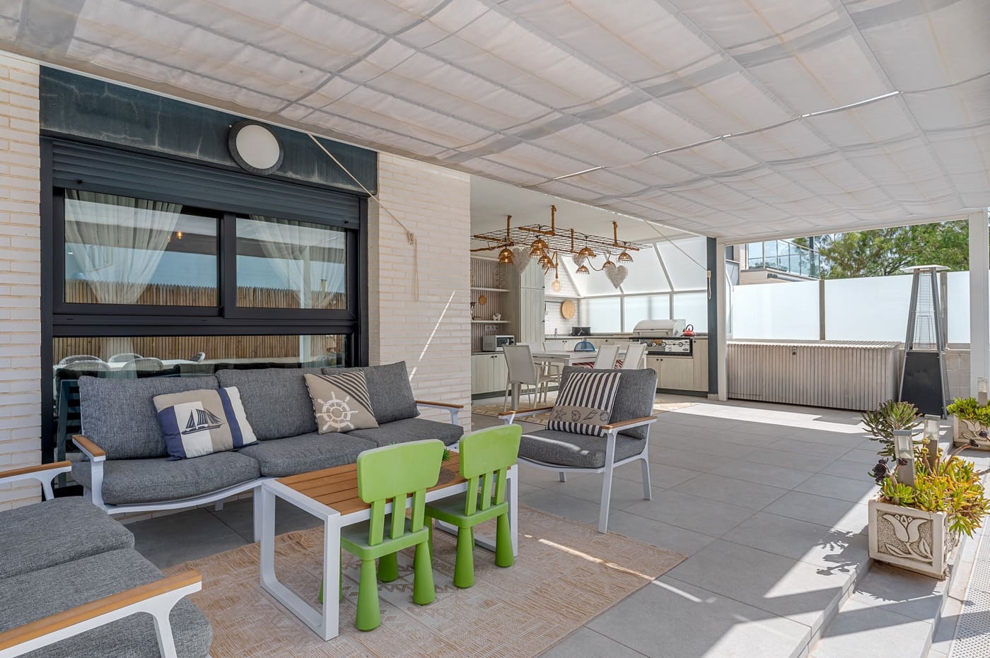 3 soveværelse Lejlighed til salg i Guardamar del Segura med swimmingpool garage - € 379.000 (Ref: 10009970)