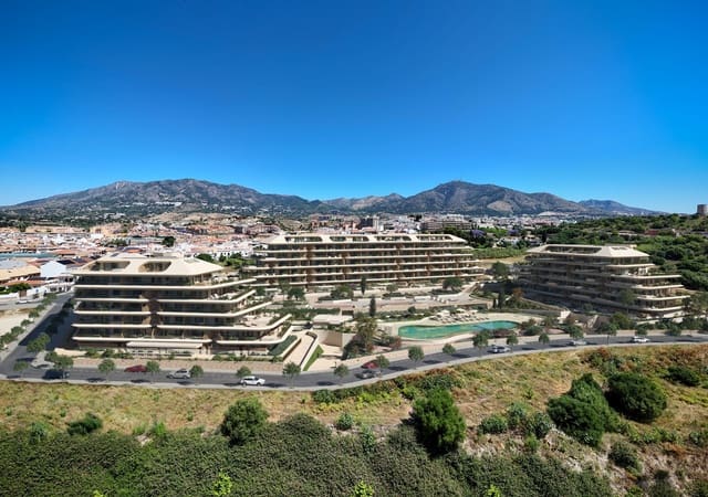 2 bedroom Apartment for sale in Los Pacos, Fuengirola with pool garage - € 562,600 (Ref: 10011961)